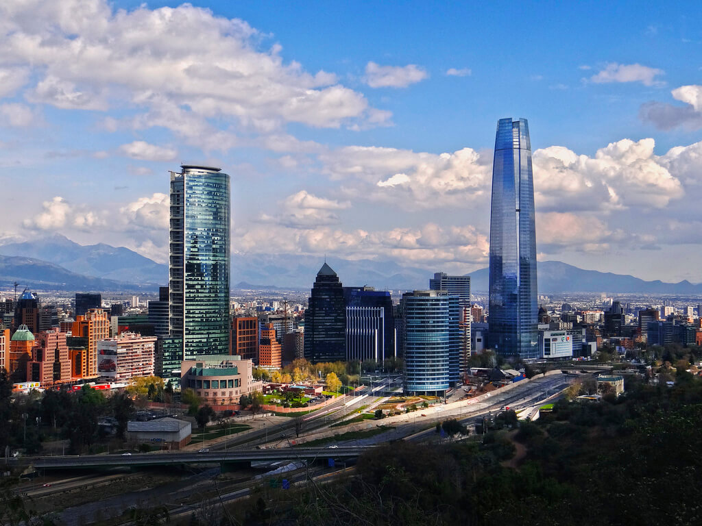 Región Metropolitana concentra 70% de los espacios para innovación y emprendimiento en Chile