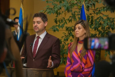 ¿Adiós a la UF?: El polémico proyecto que quiere eliminarla para siempre