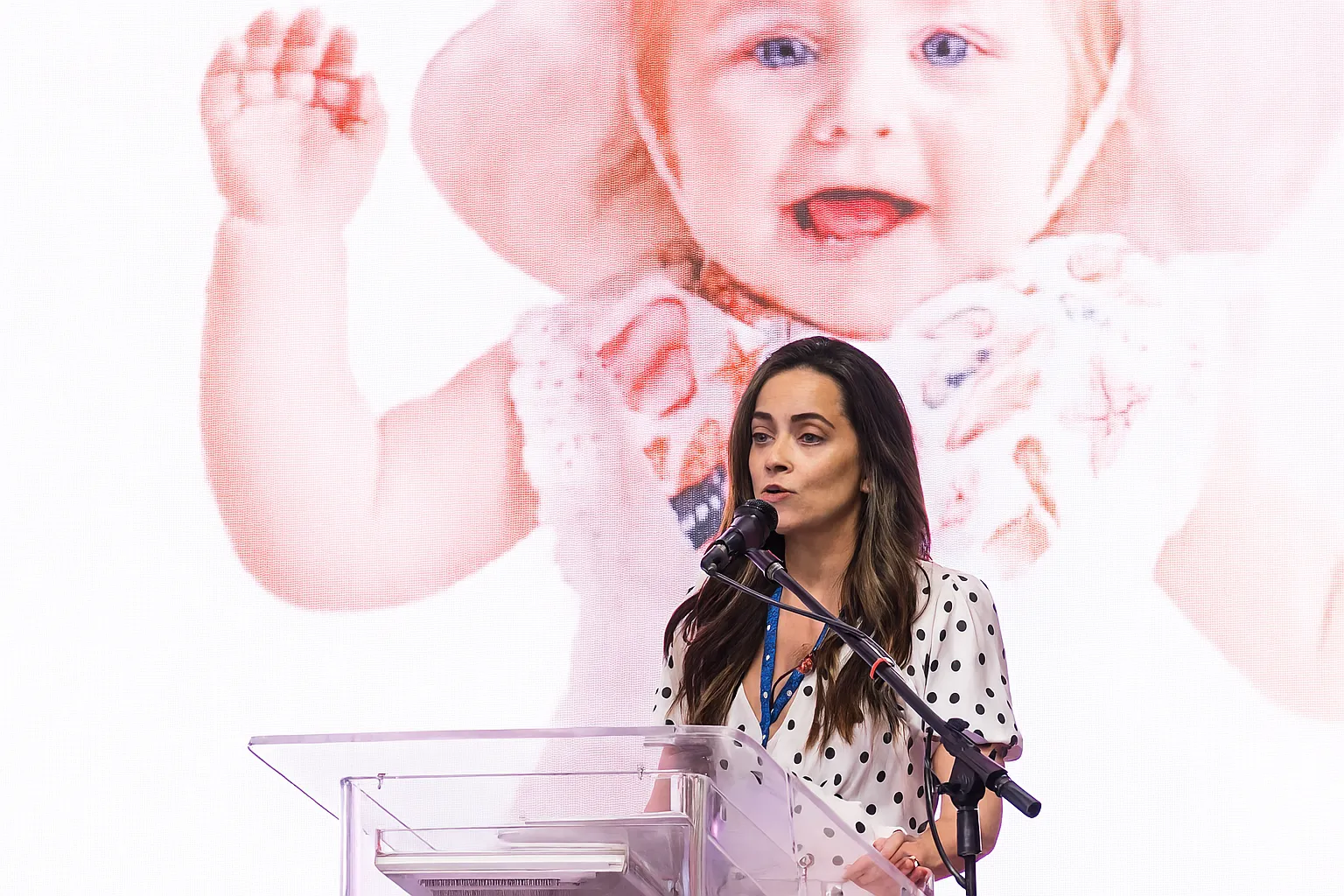 El impacto de Newbornlander: El ejemplo de la compatriota Constanza Safatle en Canadá